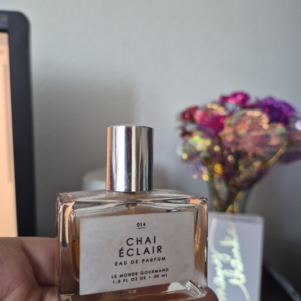 Le Monde Gourmand Chai Éclair Eau de Parfum - Silver Cap